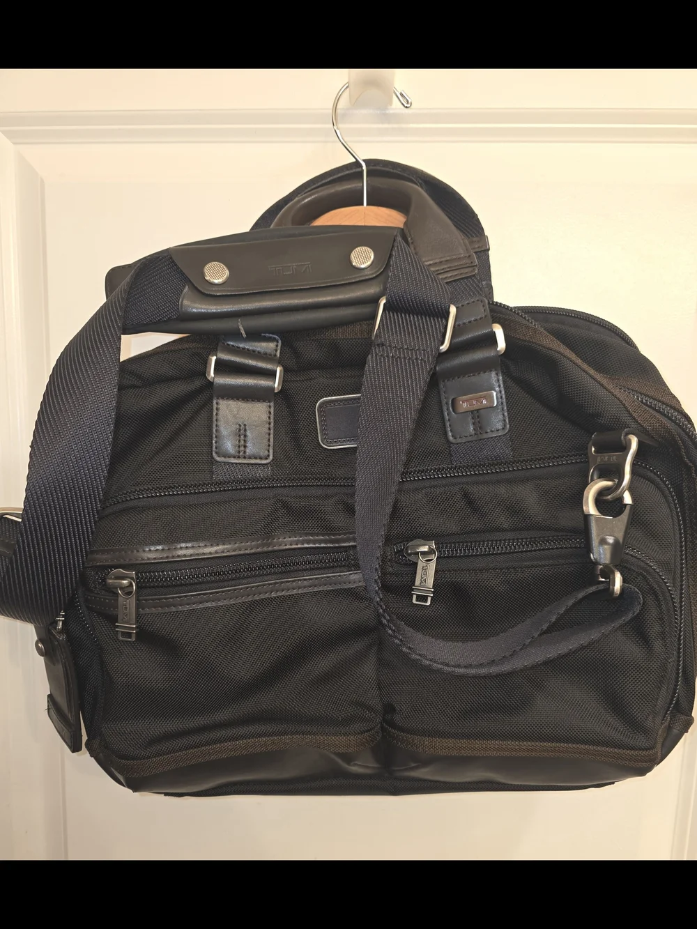 Tumi Alpha Black-Brown Ballistic Nylon Expandable Briefcase Messenger Bag26160DH